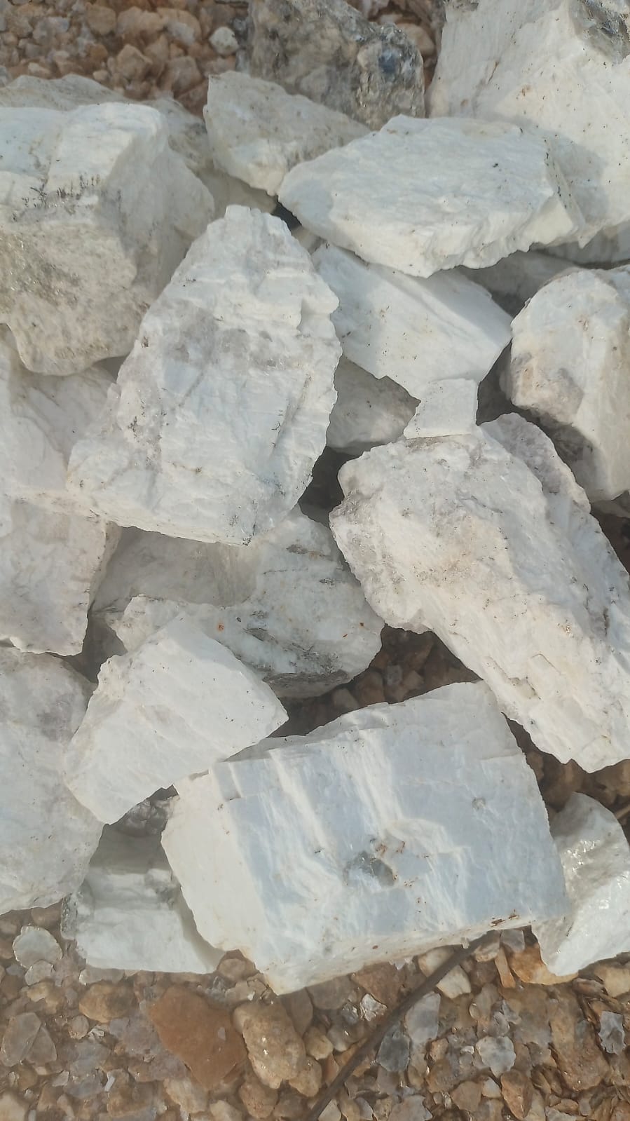 Soda feldspar (Na-feldspar / albite) — high-sodium ceramic & glass flux supplied by PIME Australia